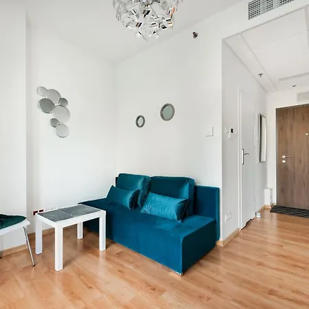 New Comfort 310 By Bookinghost *