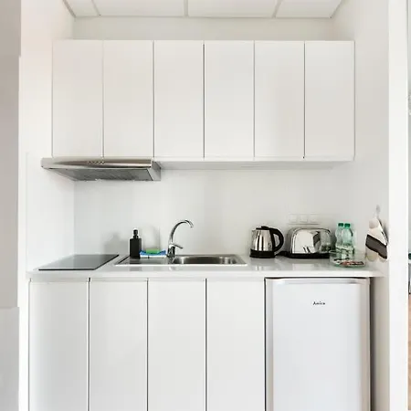 New Comfort 310 By Bookinghost 바르샤바