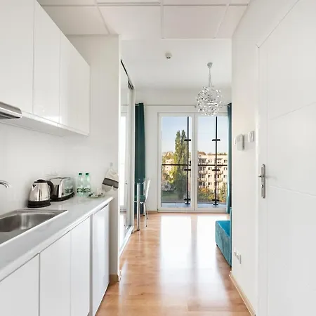 New Comfort 310 By Bookinghost * 바르샤바