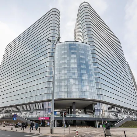 아파트 New Comfort 310 By Bookinghost 바르샤바