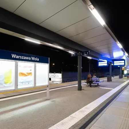 New Comfort 310 By Bookinghost * 바르샤바