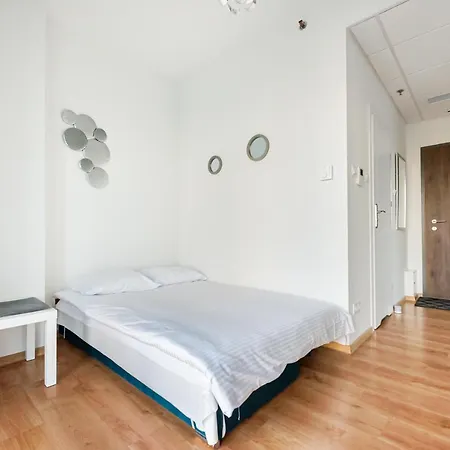 New Comfort 310 By Bookinghost 바르샤바