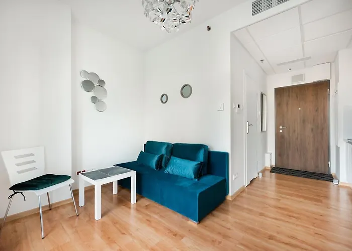 New Comfort 310 By Bookinghost *