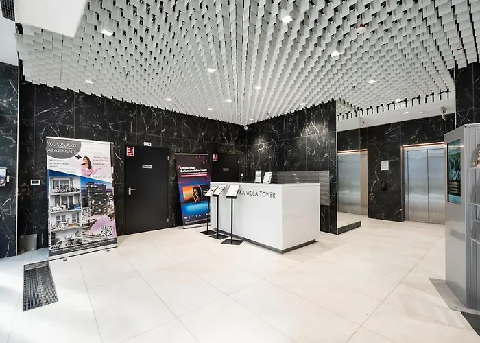 New Comfort 310 By Bookinghost